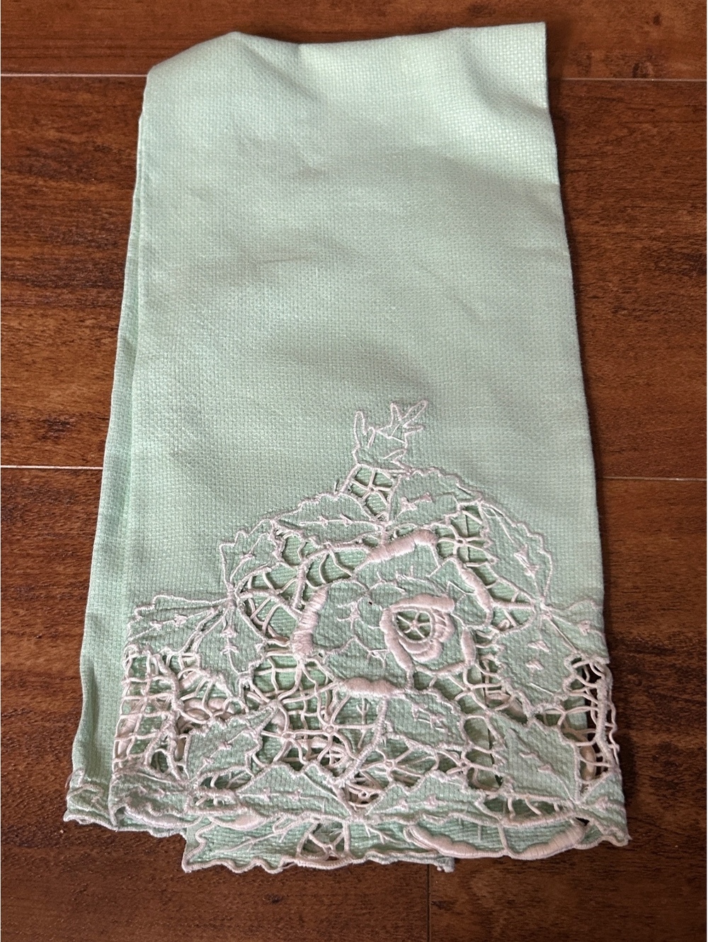 Vintage Light Green Embroidered Napkin with Floral Lace